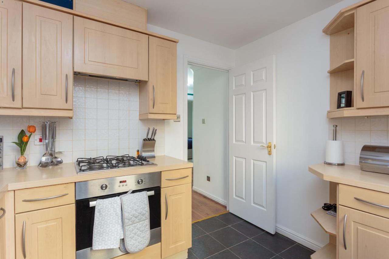 Stylish 2 Bedroom Apartment In אדינבורו מראה חיצוני תמונה