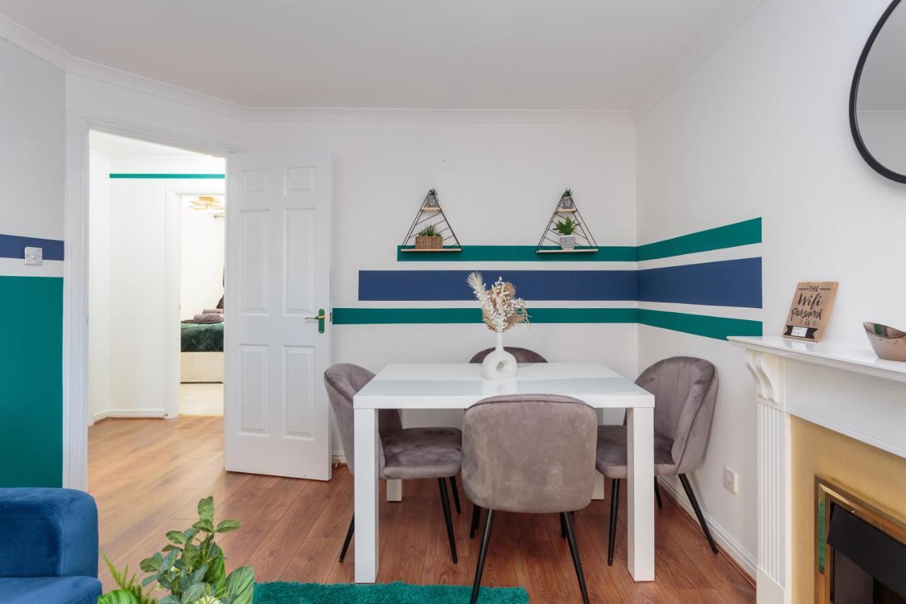 Stylish 2 Bedroom Apartment In אדינבורו מראה חיצוני תמונה